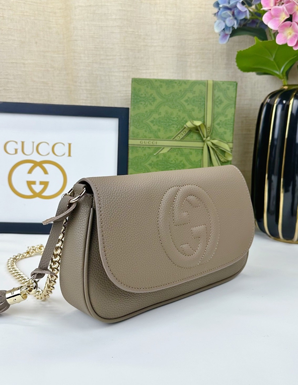 激安グッチバッグコピー背面デザイン